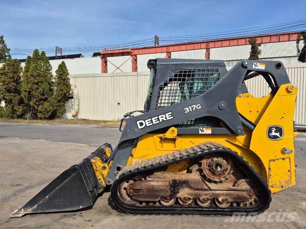 John Deere 317 Krautuvai su šoniniu pasukimu