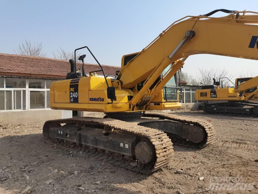 Komatsu PC 240 LC-10 Vikšriniai ekskavatoriai