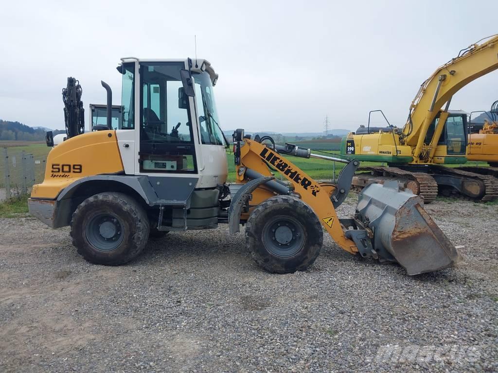 Liebherr L 509 Naudoti ratiniai krautuvai