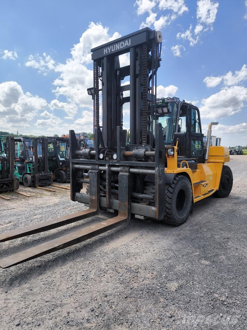 Hyundai 160D-9L Ant sunkvežimių montuojami šakiniai krautuvai