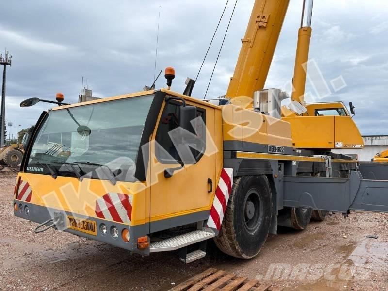 Liebherr LTM1200-5.1 Visureigiai kranai