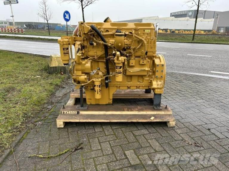 CAT C13 Varikliai