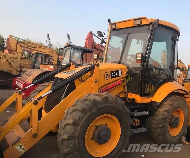 JCB 4CX Ekskavatoriniai krautuvai