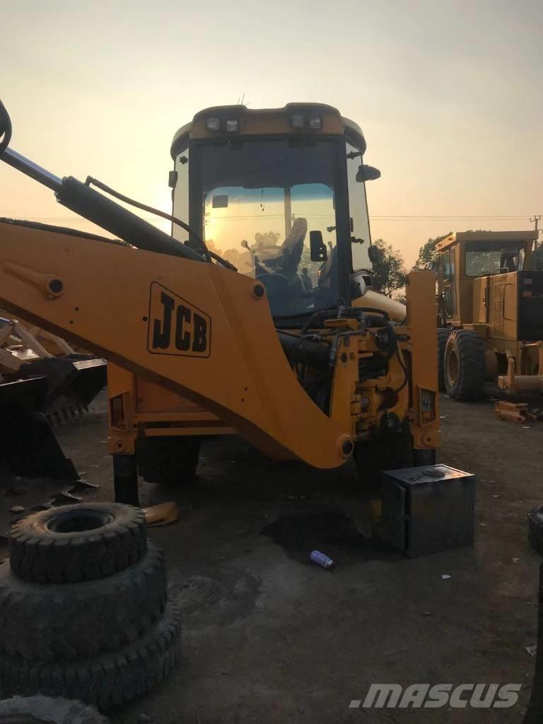 JCB 4CX Ekskavatoriniai krautuvai