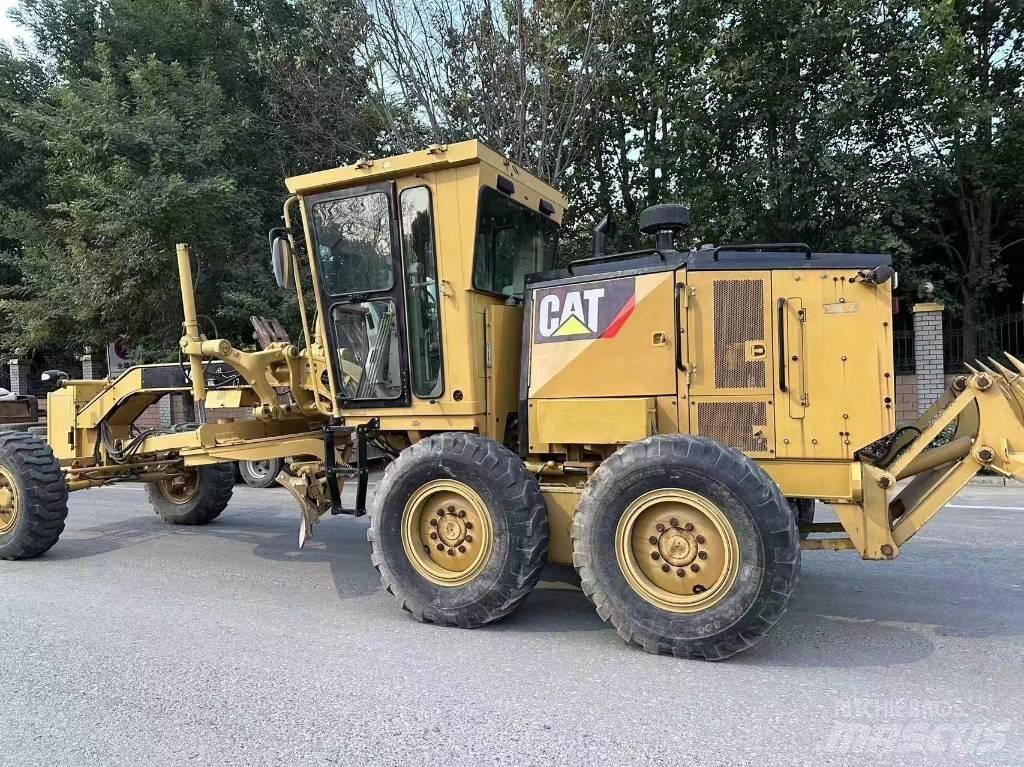 CAT 140 K Greideriai