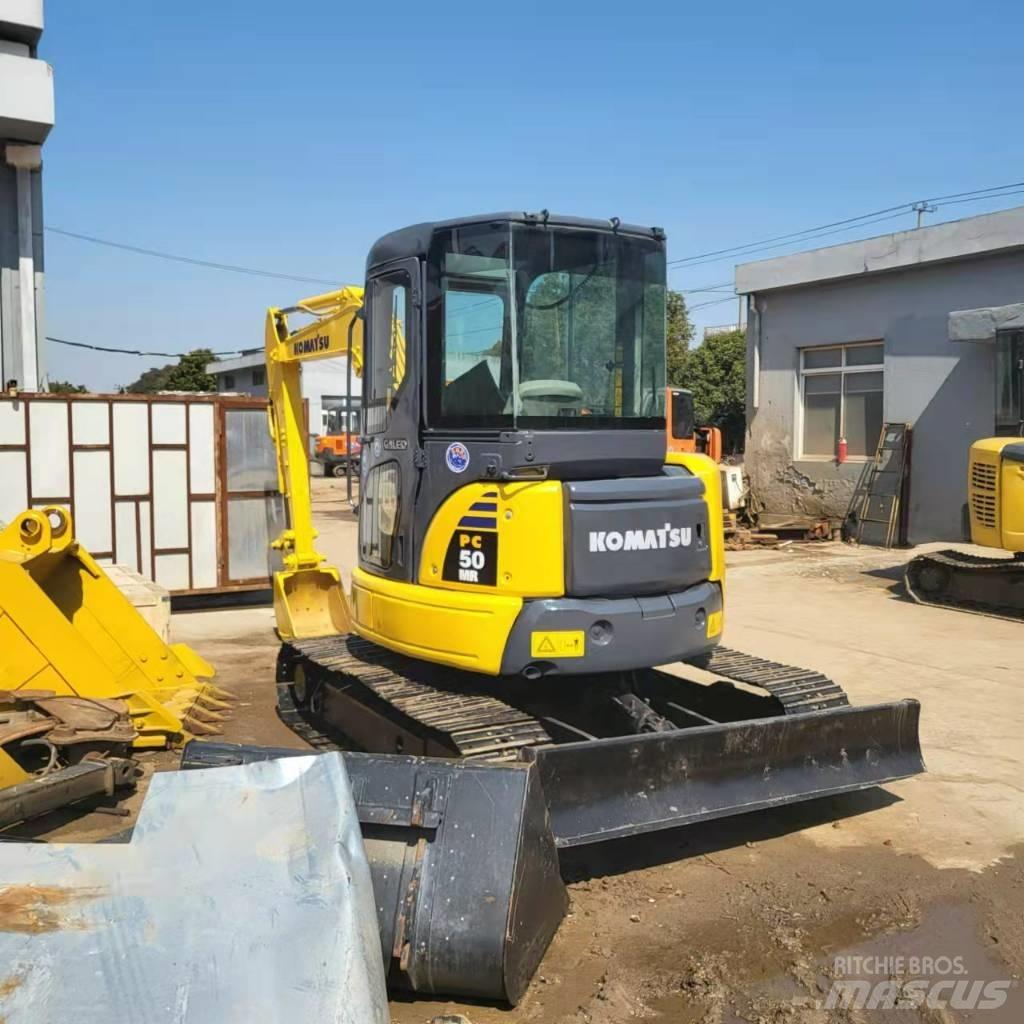 Komatsu PC50 Vikšriniai ekskavatoriai