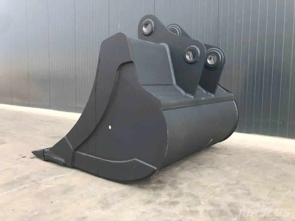Komatsu PC228 Kaušai