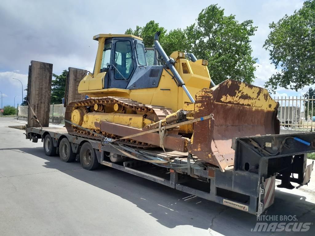 Komatsu D 65 E Vikšriniai buldozeriai