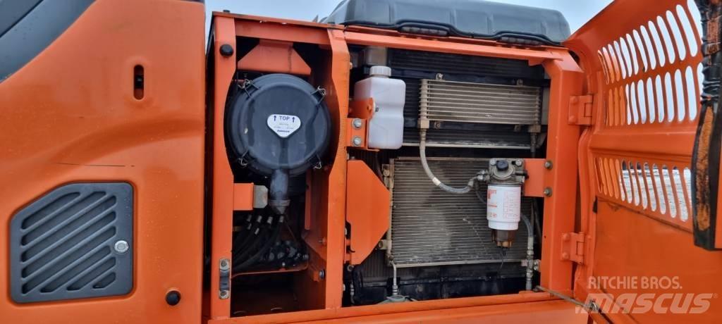 Doosan DX 140 LC-3 Vikšriniai ekskavatoriai