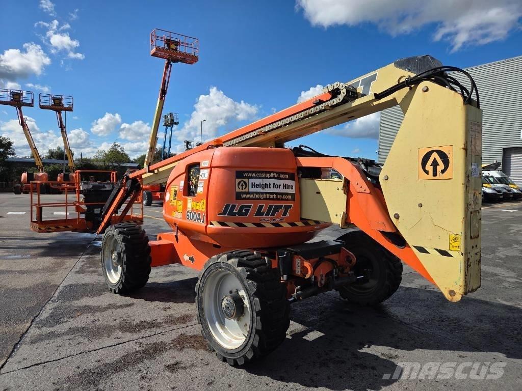 JLG 600 AJ Alkūniniai keltuvai
