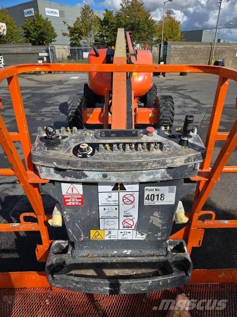 JLG 600 AJ Alkūniniai keltuvai