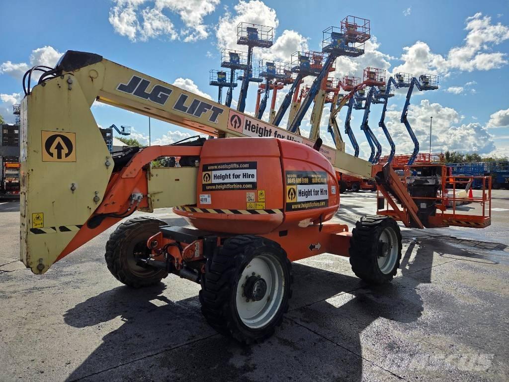 JLG 600 AJ Alkūniniai keltuvai