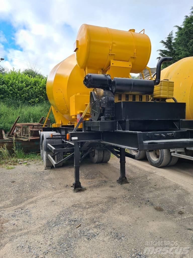  Concrete Mixer Kitos priekabos