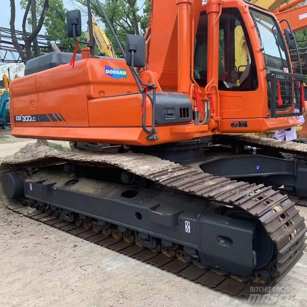 Doosan dx300 Vikšriniai ekskavatoriai