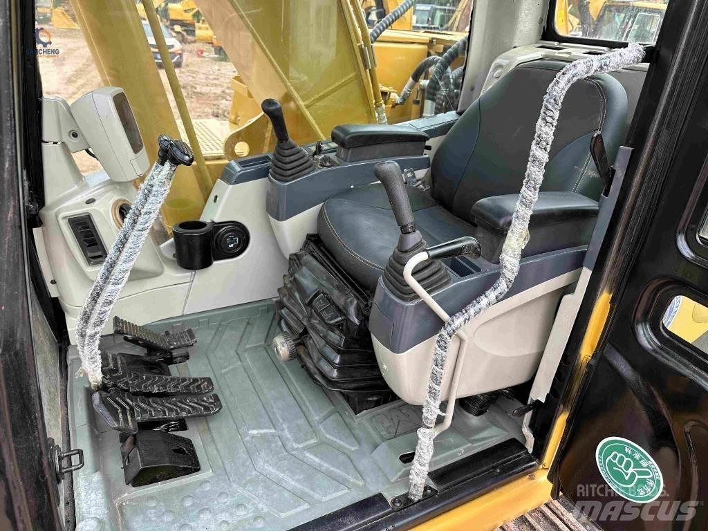 CAT 320 CL Vikšriniai ekskavatoriai