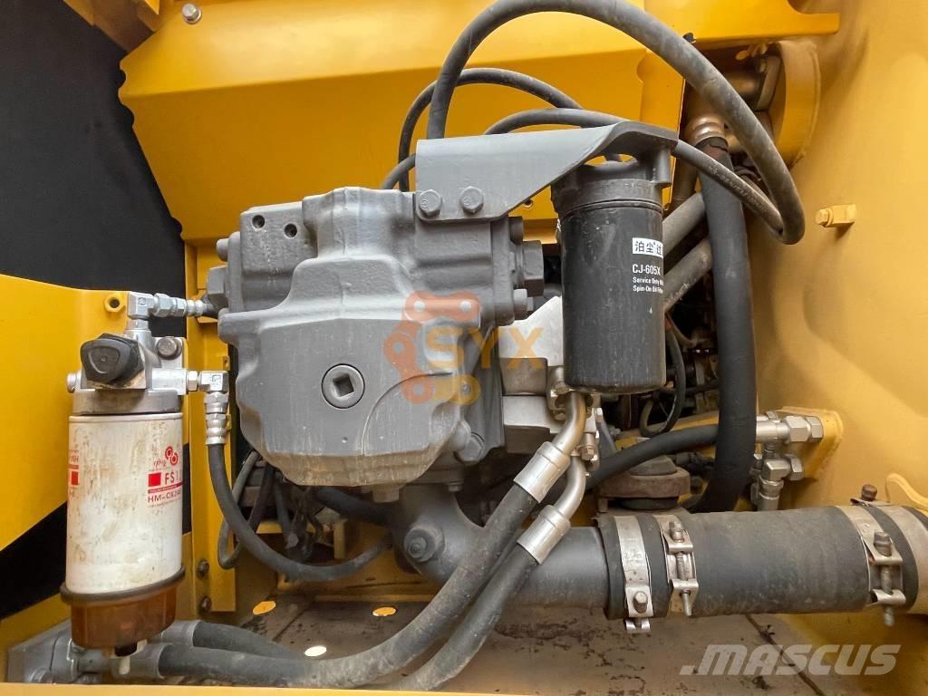 Komatsu PC 240 Vikšriniai ekskavatoriai