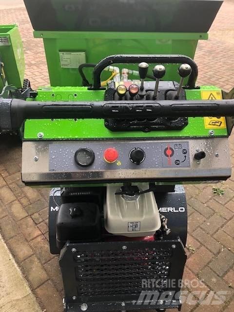Merlo M700TD DUMPER Vikšrinė savivartė technika