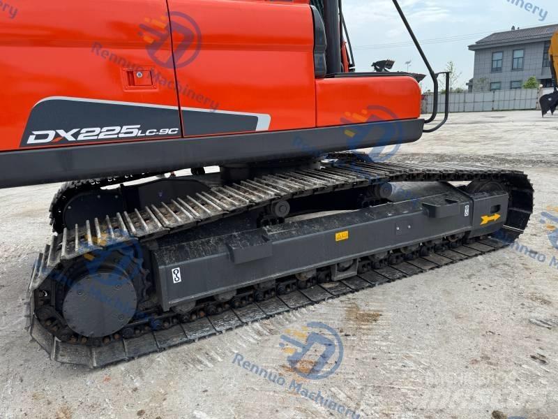 Doosan DX 225 LC-9C Vikšriniai ekskavatoriai