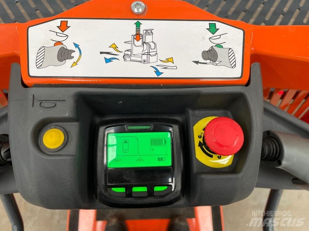 JLG DSP -S Didelių aukščių keltuvai-krautuvai