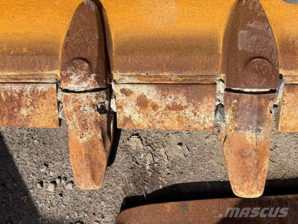 Volvo L 150 H Kaušai