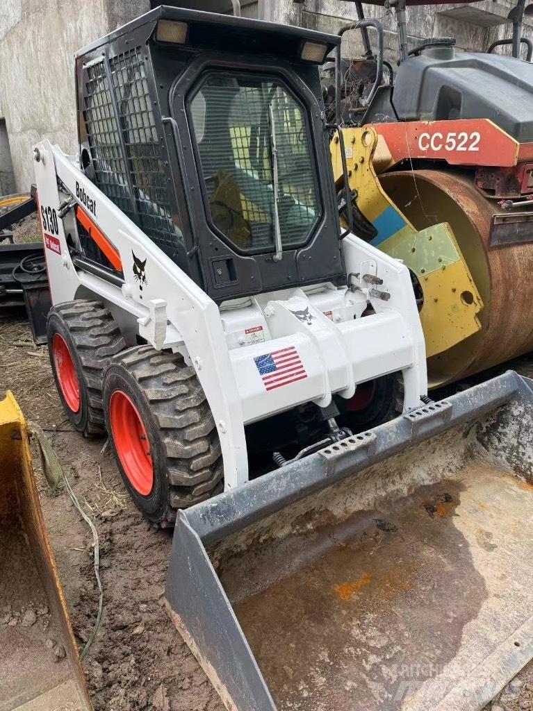 Bobcat S 130 Krautuvai su šoniniu pasukimu