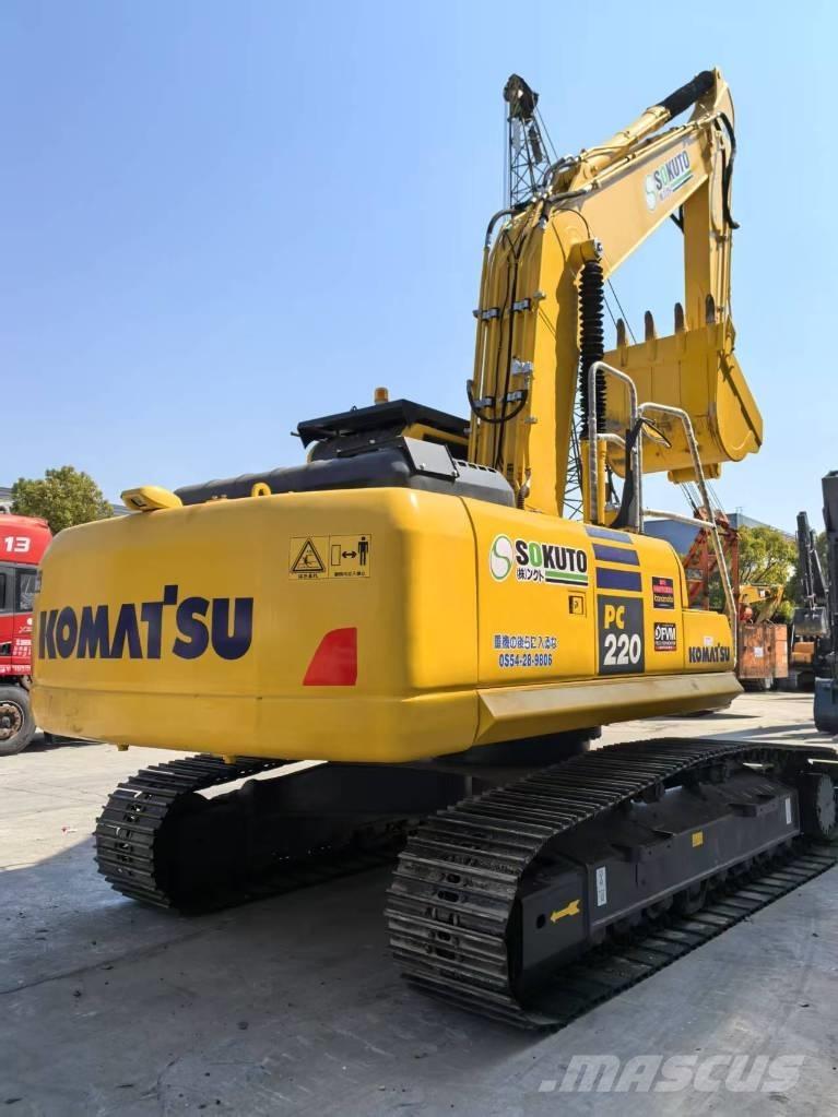 Komatsu PC 220-8 Vikšriniai ekskavatoriai