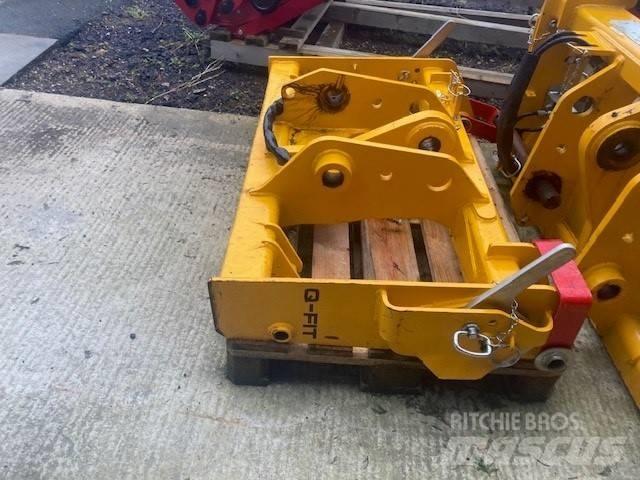 JCB QFIT HEADSTOCK Kiti krovimo ir kasimo mechanizmai ir jų priedai