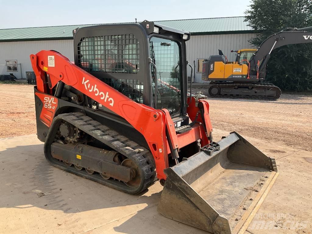 Kubota SVL65-2 Krautuvai su šoniniu pasukimu