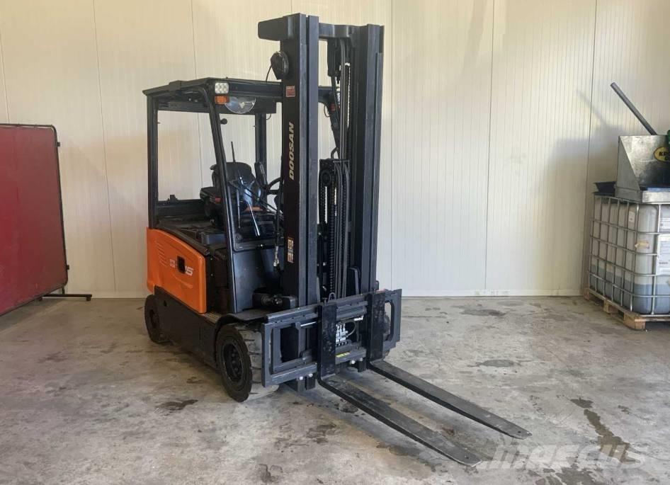 Doosan B 25 X-7 Elektriniai šakiniai krautuvai