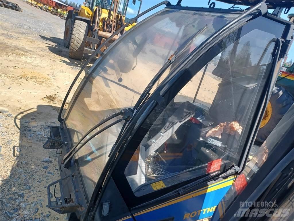 Rottne H14 Kabinos ir salonai