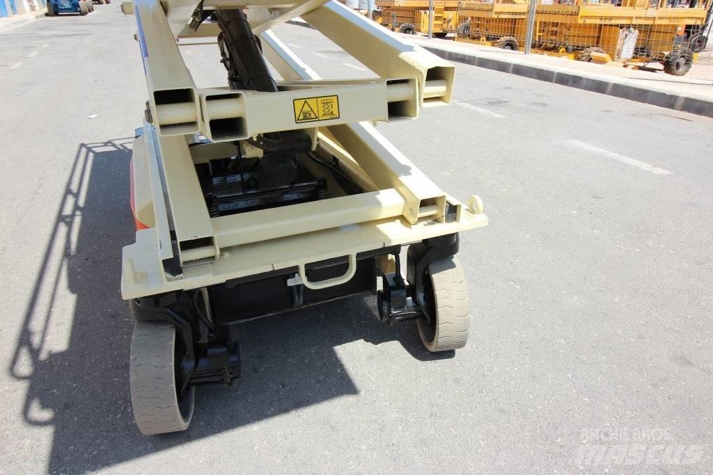 JLG 3246 ES Žirkliniai keltuvai