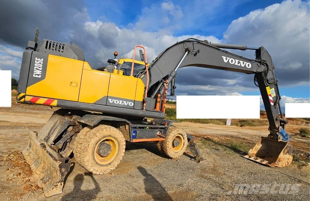 Volvo EW 205 D Ratiniai ekskavatoriai