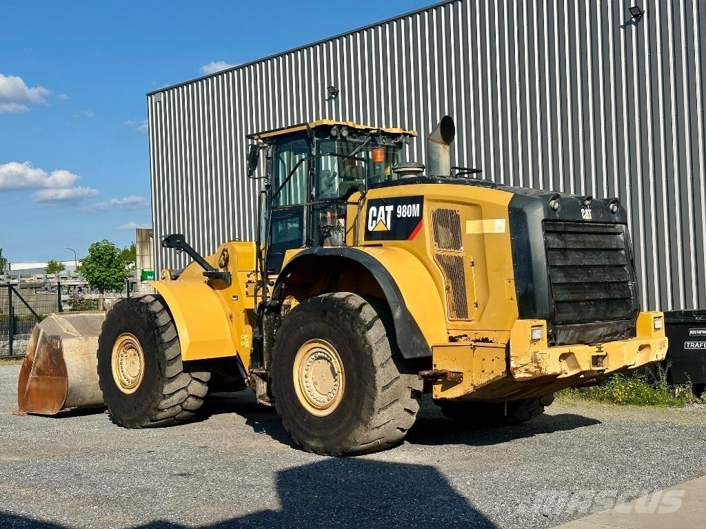 CAT 980 M Naudoti ratiniai krautuvai