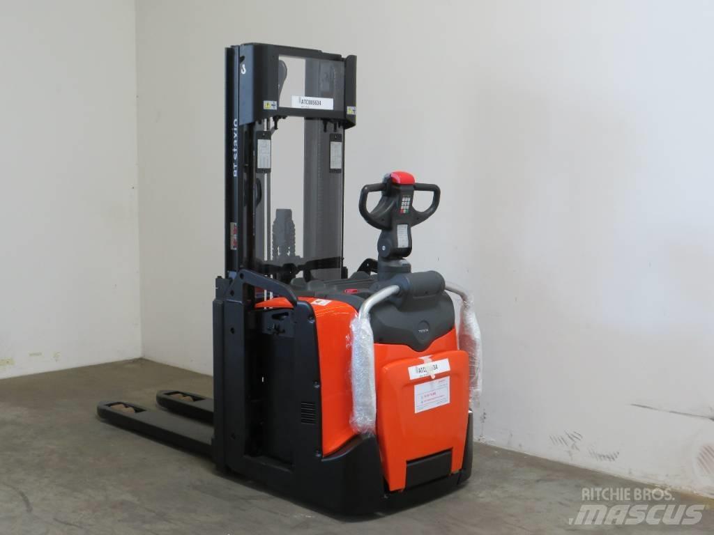 BT SPE 120 L GB Rankiniai vėžimėliai