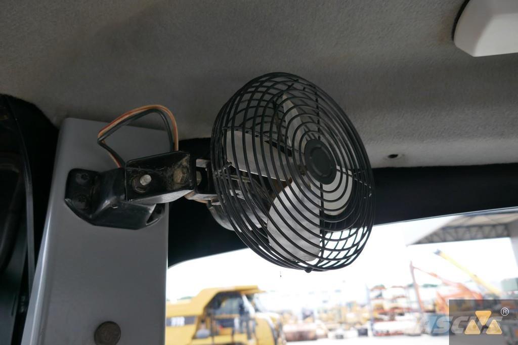 CAT 160M3 Greideriai