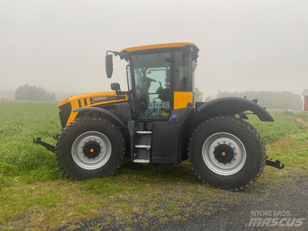 JCB Fastrac 4220 Traktoriai