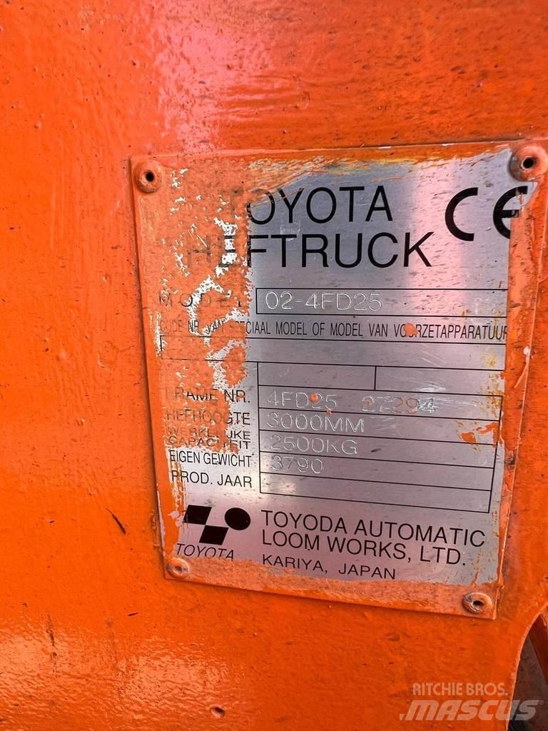 Toyota 02-4FD25 Dyzeliniai krautuvai