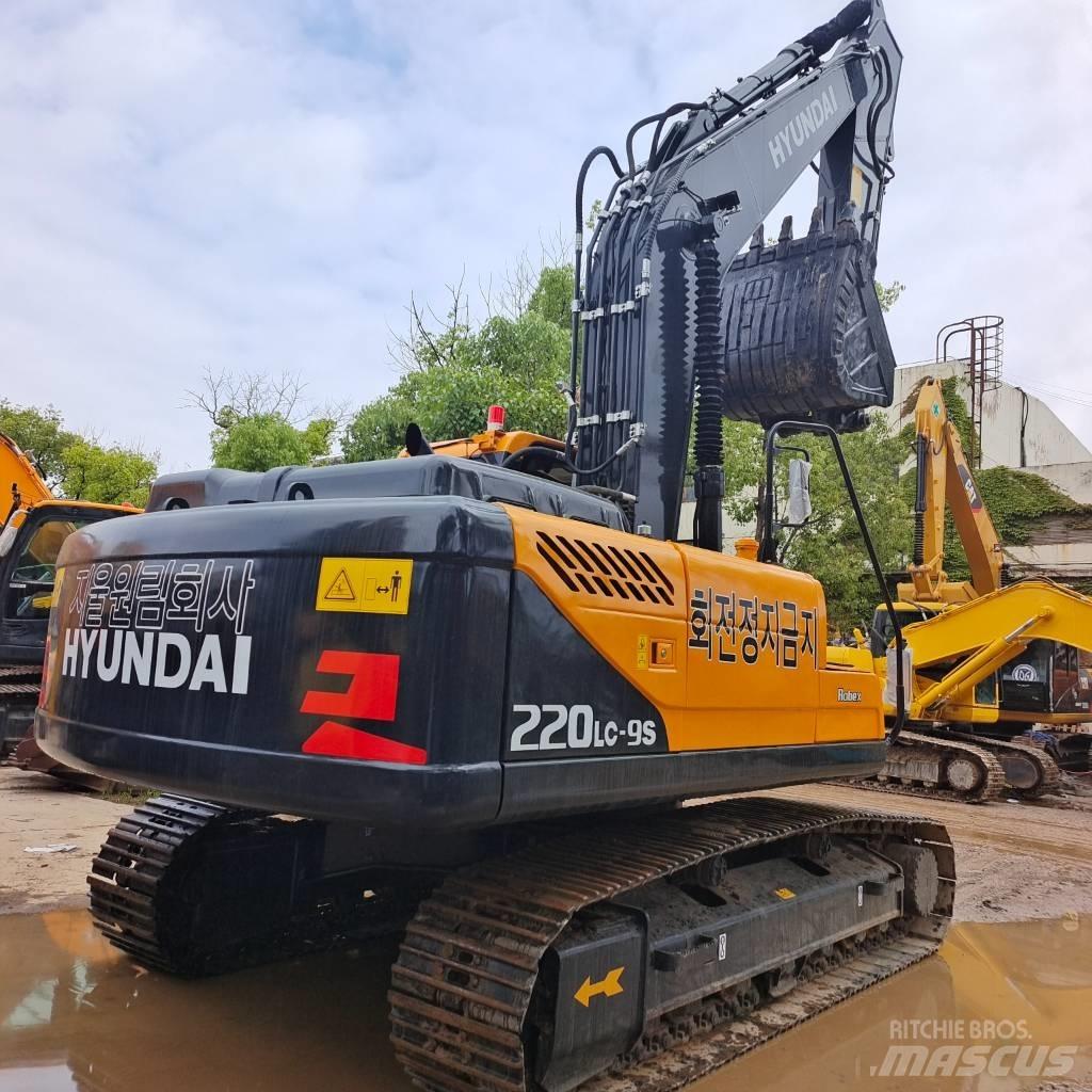 Hyundai 220lc-9s Vikšriniai ekskavatoriai