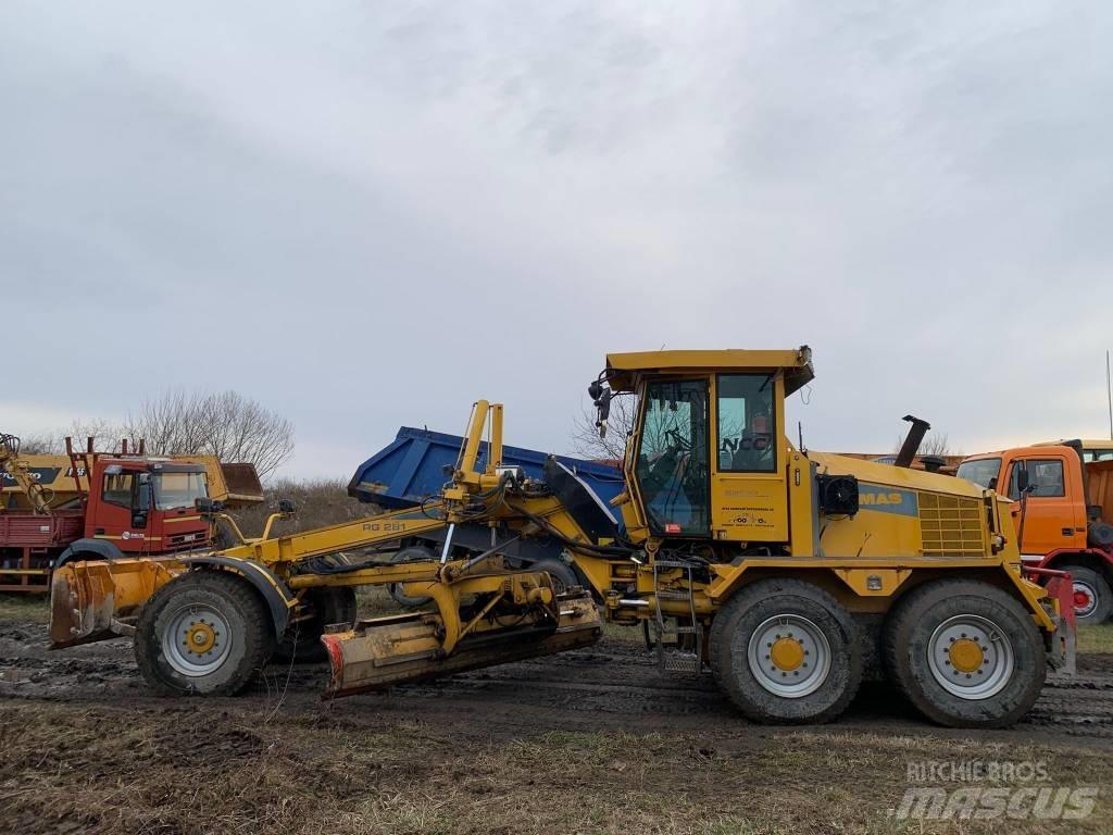 Vammas RG 281 Greideriai