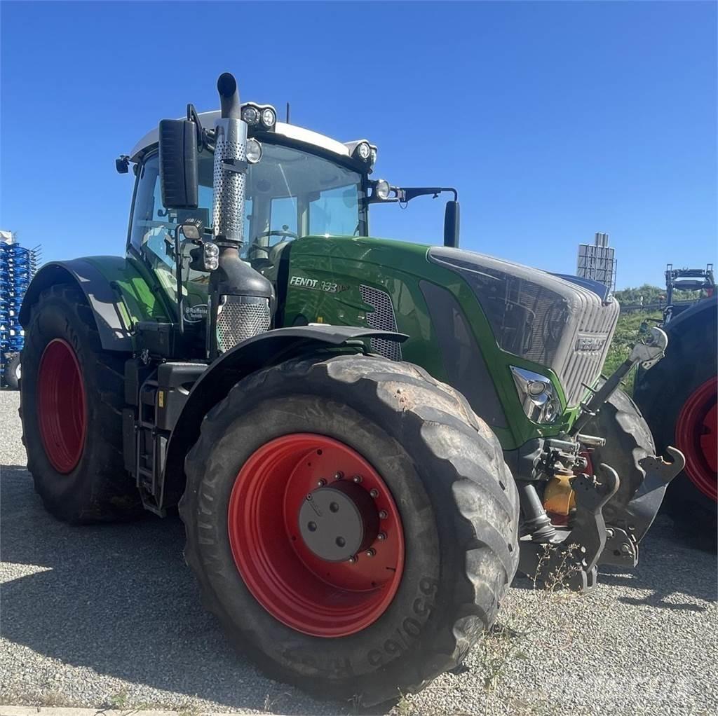 Fendt 933 Vario Traktoriai
