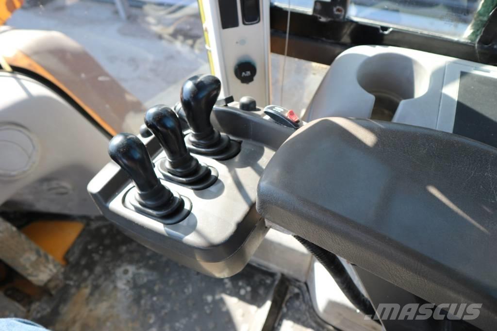 Volvo L120G Naudoti ratiniai krautuvai