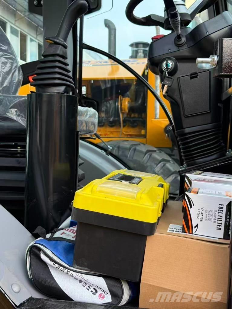 CAT 420 F Ekskavatoriniai krautuvai