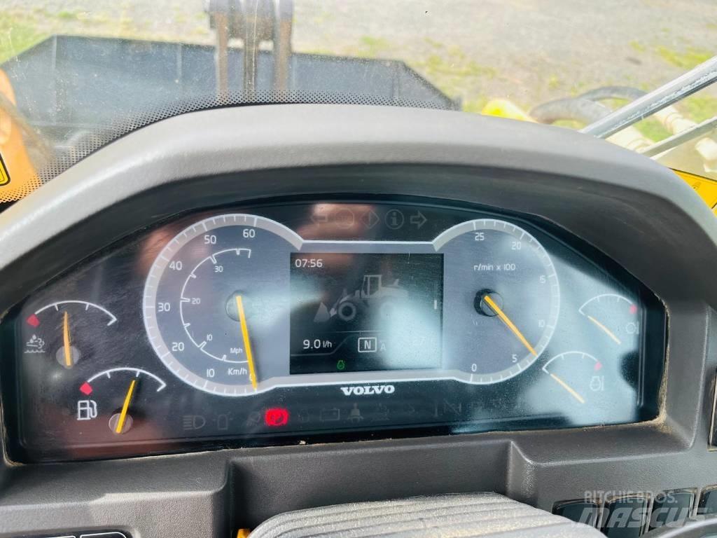 Volvo L 60 H Naudoti ratiniai krautuvai