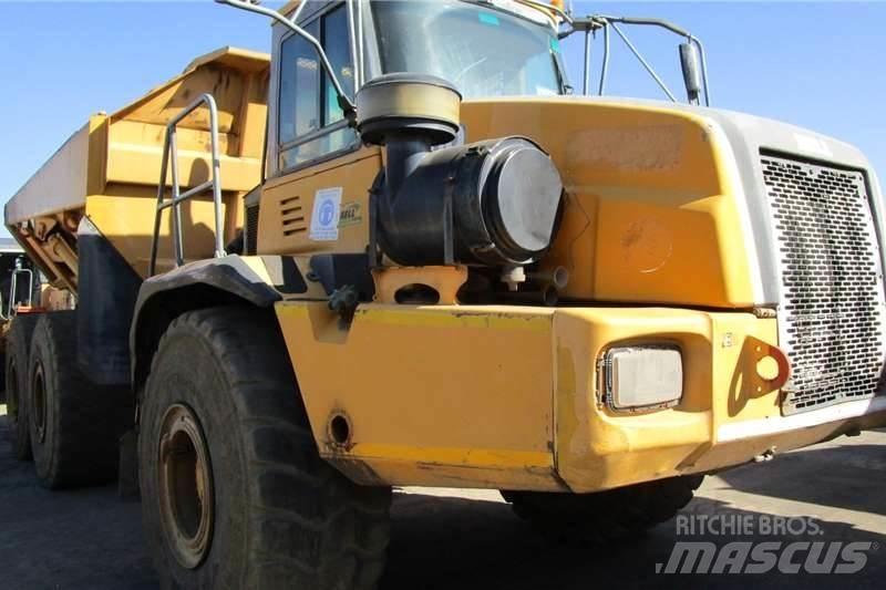 Bell B40D Karjeriniai savivarčiai