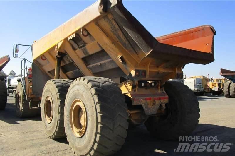 Bell B40D Karjeriniai savivarčiai