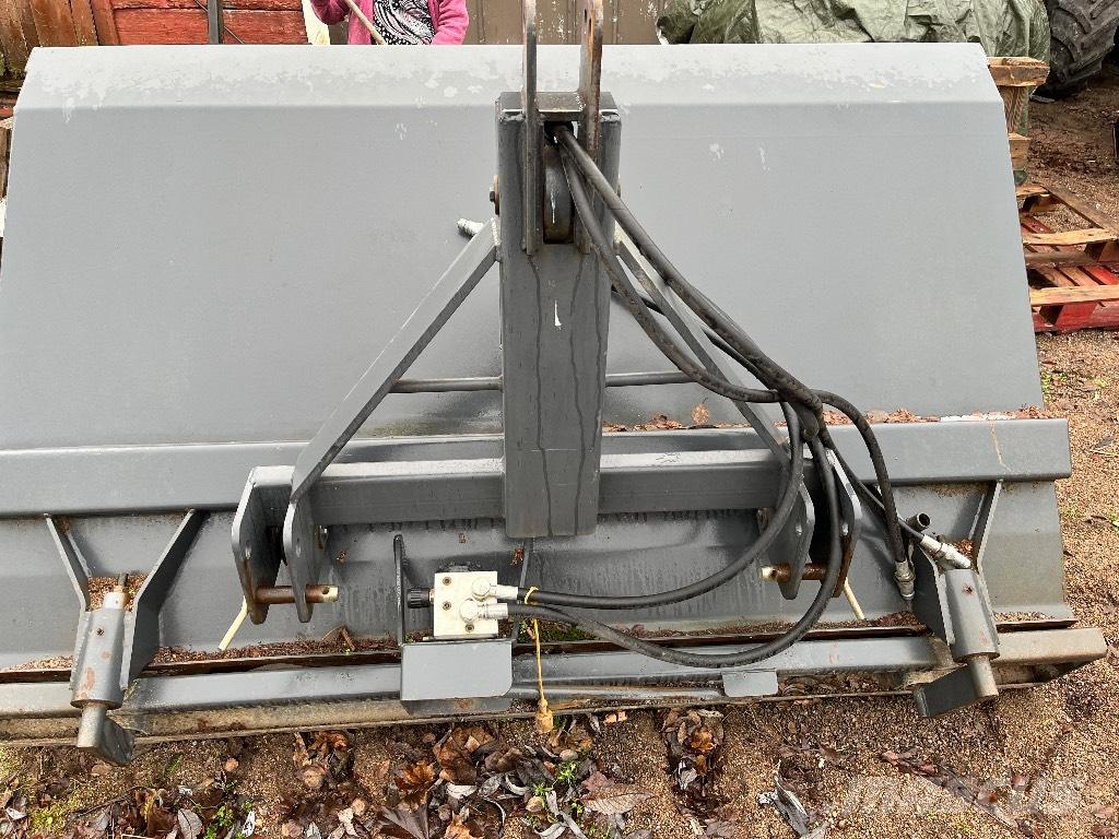 ATI 20 Sniego peiliai ir valytuvai