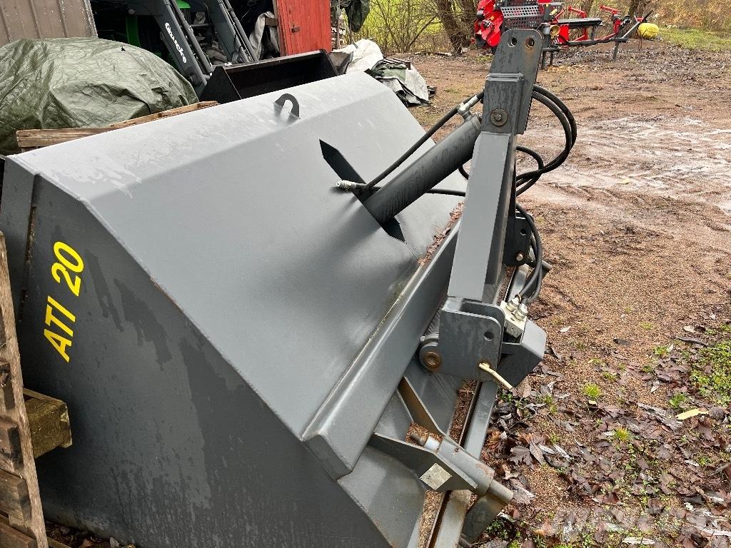 ATI 20 Sniego peiliai ir valytuvai