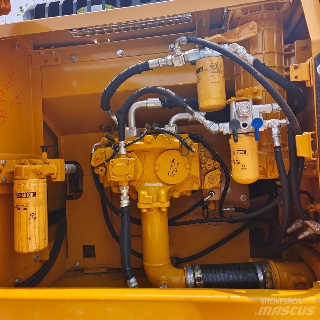 CAT 324 D L Vikšriniai ekskavatoriai