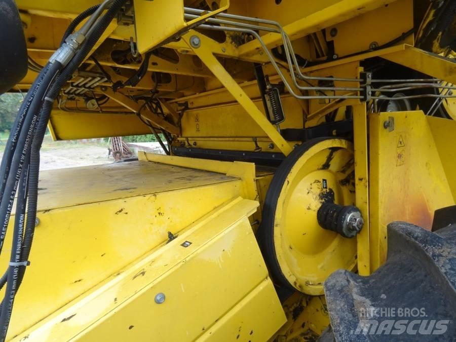New Holland TC 54 Derliaus nuėmimo kombainai