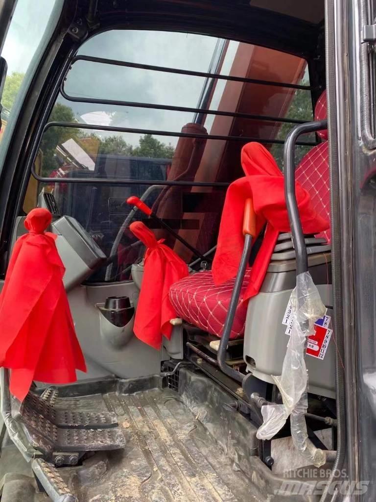 Hitachi Zaxis 70 Vikšriniai ekskavatoriai